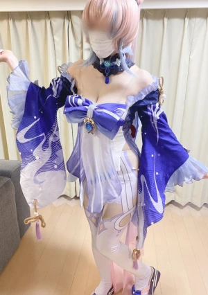 珊瑚〇心海【圧巻のパイズリ】レビューで希望のあったコスをIカップレイヤーが着こなして筆おろし！ずらしハメ2連続中出し