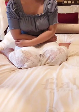 【企画・素人ナンパ】以前ニュースになった乱交大学生の裏サークルで撮影された動画を入手しました。素人ナンパ３Ｐの内容ですが、さすがにお金を集めていたサークルだけあり、リアルに撮影されている