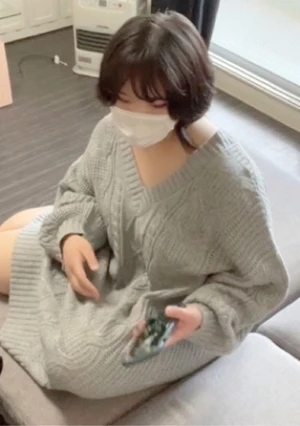 これが本当の素人3Pですww‼️フェラさせている時に偶然を装い友人を自宅に呼んで、ノリで3Pまでもっていきましたwww