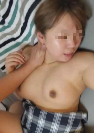 【個人】他人棒２本刺しで利息回収。旦那は何も知らずにギャンブル三昧か。巨乳を揺らしながらあきらめ無抵抗な奥様の膣奥に白濁液を注ぎこむ