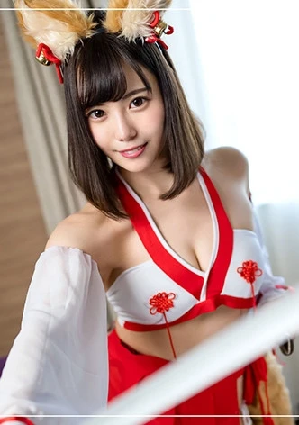 【巫女キツネ】普段はOL。裏では美人レイヤー 初めての個撮で手マンされて潮吹き。ハメ撮りSEXまで持ち込まれて中出し。生チンポに歓喜のアクメするメス狐【流出】