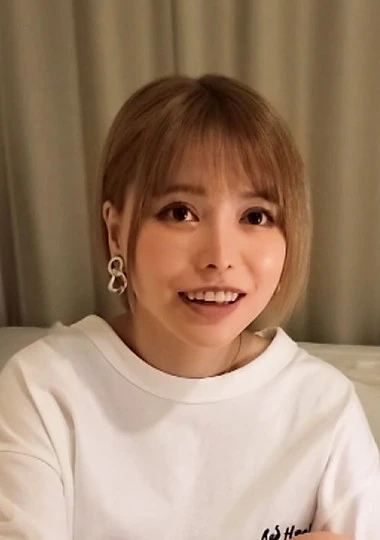 《寝取られ》変態撮影マニアの旦那の為に寝取られてしまう美人若妻、茶髪ショート　感じてしまって自ら求めてしまうエッチな美人若妻の寝取られ動画