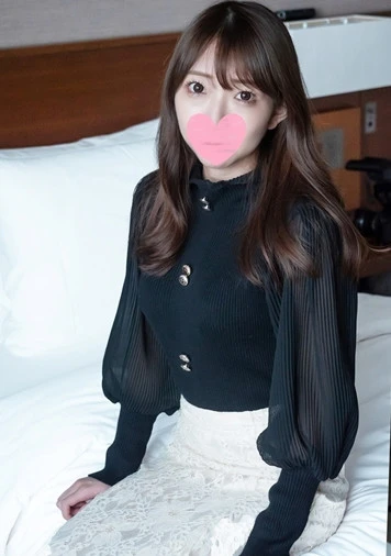 【無修正】銀座コスメブランドの一流ビューティーアドバイザー。白く透き通った美しい肌とスレンダーボディ。お高くとまったラグジュアリーまんこを駅弁ファック！ドクドク脈打つマグナムチンポで完全屈服！