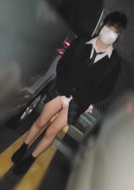 県立普通科②小動物系女子。まんこにリモコンローター入れて電車で…