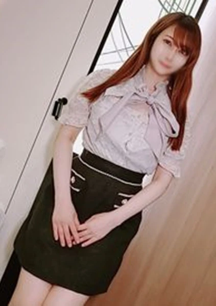 透明感と美巨乳最高の美人お姉さんと再会！大人のエロス全開で生中出し!! 　