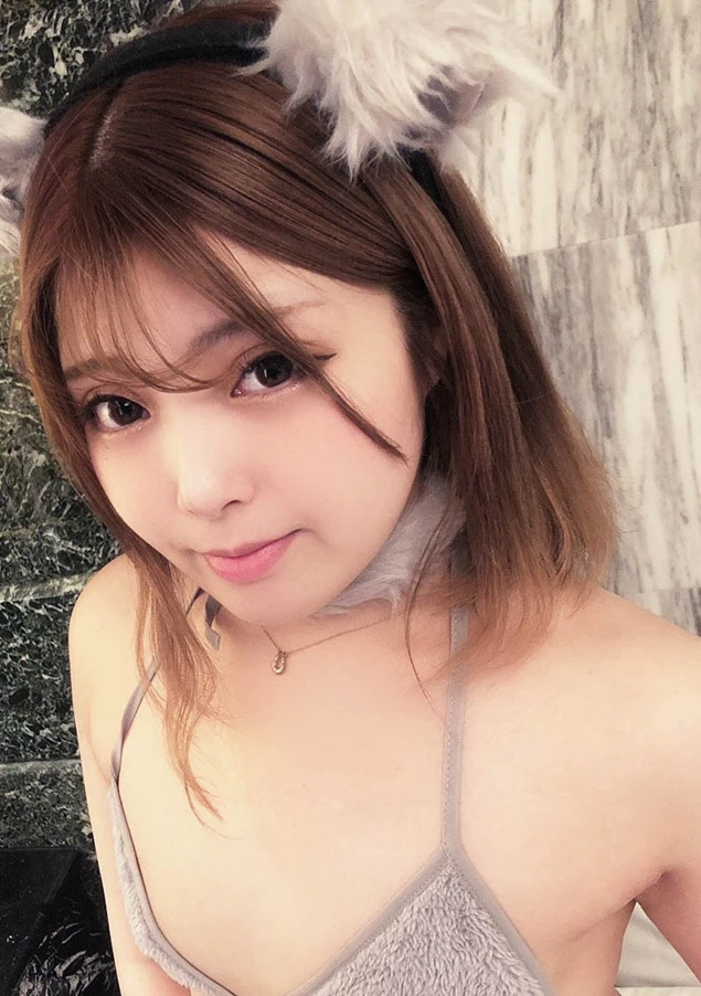 お蔵出し!! あのJ●リフレのNo.1ハーフ系美女まいちゃんにセクシー猫耳コスで生ハメ中出しSEX!! まいちゃん(19歳)