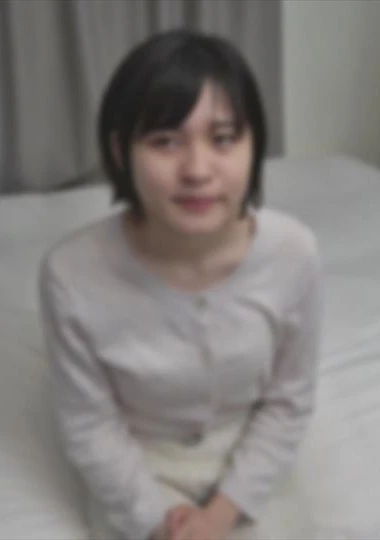 絶対初撮りの原石！経験浅の地味娘。上下不揃いの下着からこぼれた美ボディが最強です。