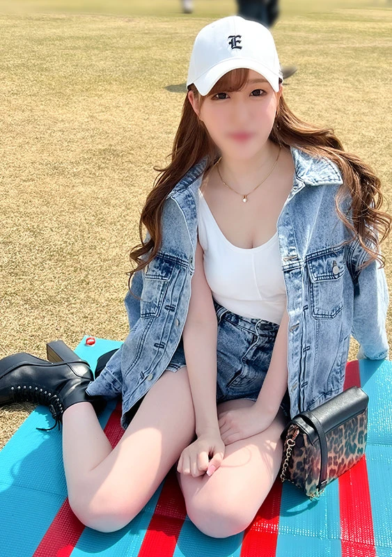 スケベ過ぎるカラダの美容師・なおちゃん（２２） Hカップ 濡れ濡れパイパンまんこ 中出し＆顔射