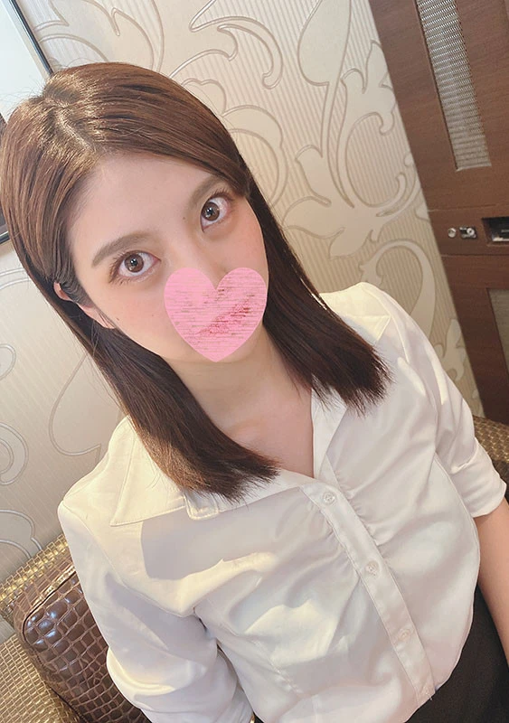 ぱっちりお目目のスレンダーなキャリアウーマン！夜中のホテルで子種を２連続中出ししてきた。