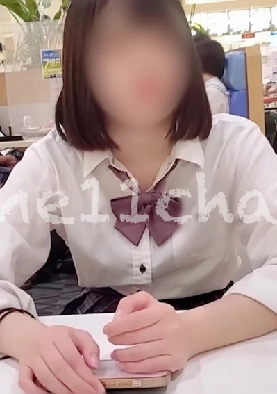 幼馴染ゆめちゃん！学校で自撮り露出&オナニーしてもらいました