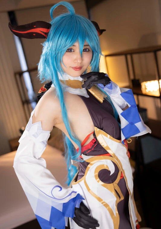 みちのく激カワレイヤーゆら22歳。色白スレンダーで敏感体質のえちえち娘のパイパンま●こに生チン挿入ナマ中出し個撮ハメ撮り！