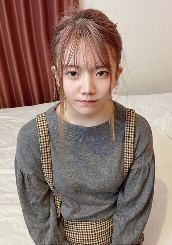 今時の性事情をお届け！剛毛未処理マンコ＆陥没乳首の現代っ娘は、初めてのハメ撮りにイキまくりでした。