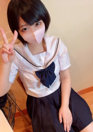 【個撮】18歳現〇生。おじさんと明るく援〇するｐ活４　やったぁ～簡単にお〇もらえるぅ～という顔だったので、セーラー服着せて青春淫語えっち中出し☆（ゝω・）vハル