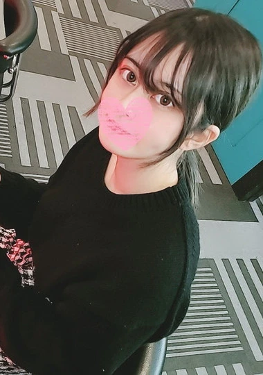 高学歴女子●生というブランドを使い男を転がしていた女を、低学歴の男たちが10連続中出しを決行！