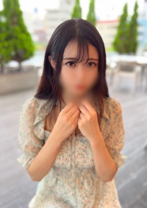 『圧倒的１０代！』『完全顔出し』アイドル級！清楚系透明感溢れる18歳初々しい現◯女子◯生とランチデート。なんと事前にHアポ♡Fcup色白美◯女に2度目の大量中出し