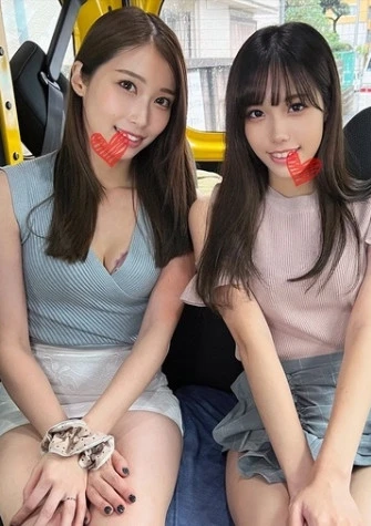 【母子乱交】【パンチラ】【母・娘】【親子丼】Yさん&Rちゃん