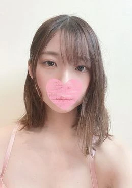 かわいい顔した保育士の大きいクリは必見。顔とおまんこで白濁精子を受け止めてもらいました。