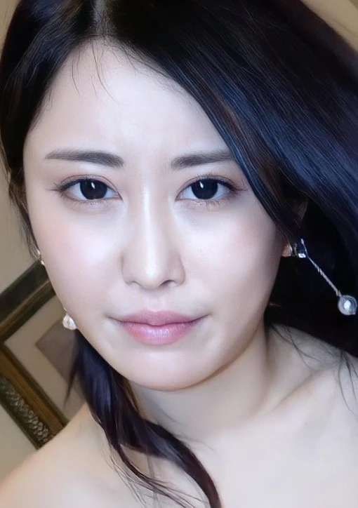 【無】ついにマスク無し解禁！超美形の国宝級の顔面偏差値と色白Ｆカップの完璧スタイルでドスケベ♥最高です！玄関で即ハメ立ちバックで中出しとベットで中出しの2連発！