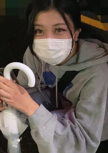 【無修正】18歳の初撮り！人生初中出し！深夜の繁華街で終電逃し途方に暮れる地方娘を保護して無許可種付け♡