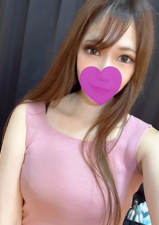 【独占配信】 バリキャリOLももかちゃん❤️店長が紙パンツを脱いでそのデカチンの大きさに驚愕するももかちゃんwおま○こにズブズブとデカチンがねじ込まれ生中出し