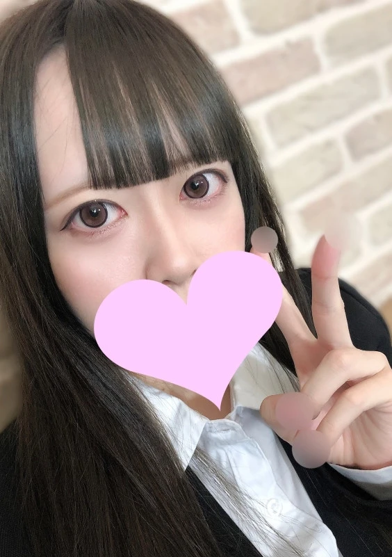 みすず20歳 透明感あふれる美女就活生！ハンパない可愛さに純白の美桃尻！細身な美ボディに中出し！