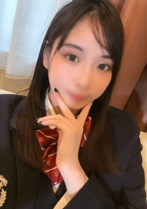 【無】あどけなさが残る清楚系美女と制服ハメ撮り