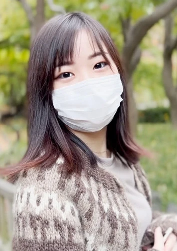 『上京したての田舎娘』『純粋無垢の極み』今年田舎から引っ越してきた18歳まきちゃん！　右も左も変わらない無垢な田舎女子にどっぷり中出し大人の体験♡