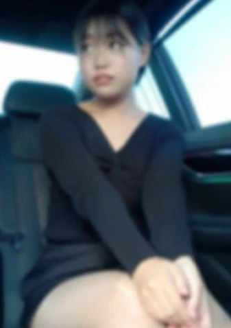 ド・ド・ドエロい女の子とフェラチオだけのはずが車内SEXに・・・車内でガイチキ絶叫で初老も唖然・・・中出しNGでも騎乗位で思わず暴発、女の子も唖然・・