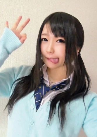 可愛さ盛れまくりの最新制服インフルエンサー RIONA