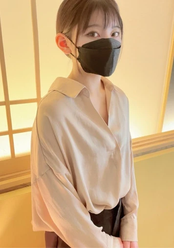 A fascinating beauty who excites excitement and sex with a sexy face!