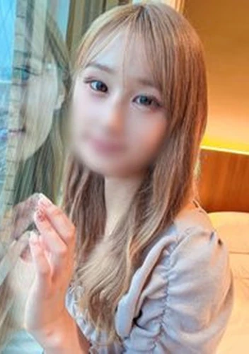 【無修正】髪明るめでバービー人形みたいな雰囲気のスタイル良しさくらチャン！しかもFカップの巨乳で感度もいい！コレ間違いなくいい買い物です！生中出し!!