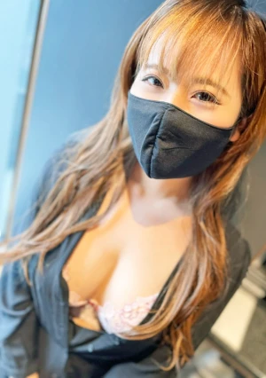 【無修正】【スレンダーFカップ】スタイル抜群！巨乳の美人お姉さんの生々しい寝取られ映像。彼氏放置で苦いアナル舐めを初体験。彼氏クンごめんね、彼女のマンコにドピュドピュ2回中出しカマしちゃいました。