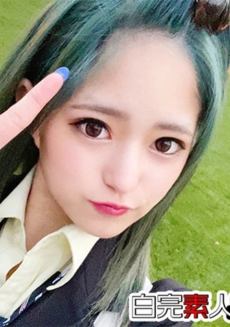 炉利ギャルがスマホ操作してる間に中出し