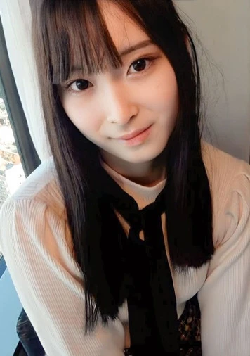 【無修正】スレンダーボディの人気コンカフェ嬢をホテルに呼び出してハメ撮り♡いままでおごった分のボトルを思い出し、バックでツキまくり、中出ししてやりました。