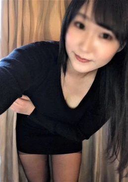 [ベランダ露出]〈2連続中出し〉[淫乱ムチムチッ豊潤オッパイ妻]ム***りつきたくなる抱き心地ち満点！豊満ボディに中出し＆エロコス着せたり超名器キツマンに勝手に全力で種付しまくり！