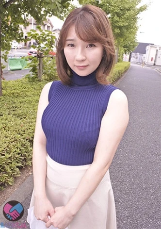 【結婚5年目おっとり系美人】断れない若妻×デカチン童貞くんを2人きりの密室風呂に入れたら…年下の童貞チ●ポを密着洗体！童貞君の必死な腰フリにキュンが止まらず「激しく突いて～」と中出しSEX！！