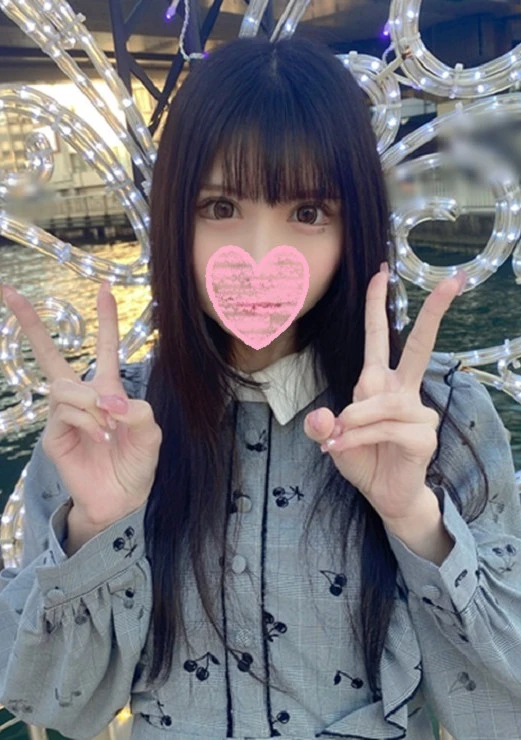 【顔晒し/スレンダーくびれボディ】黒髪ロングの清楚系女子。誰にも見せない約束でハメ撮り、色白でスレンダーなくびれボディに膣奥中出し。collectionみずはちゃん。