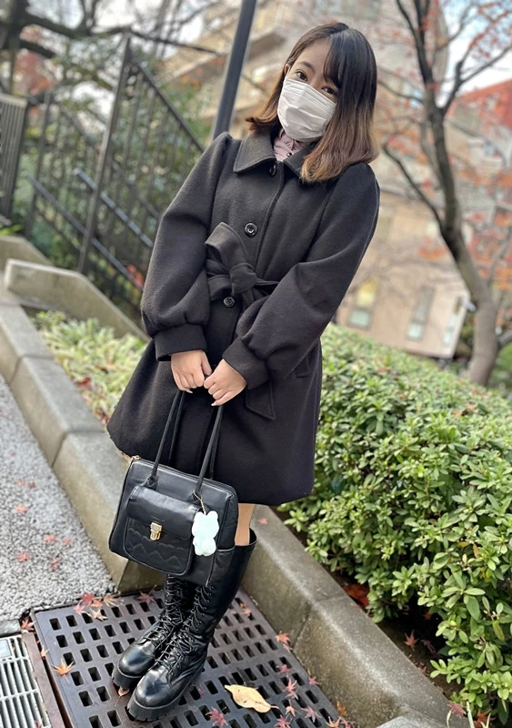 【無修正】【初撮り】声優を夢見るパパ活女子。無尽蔵の性欲を持つ若く健気な小女と天国にイク！74分で2連続中出し！