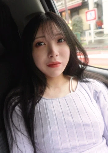 『完全顔出し』、超絶美形、**スポーツトレーナー、Fカップ、松岡茉○似の超美人、首絞め、ビンタ、中出し２回戦、完全初撮影！！『個人撮影』個撮オリジナル３２０人目