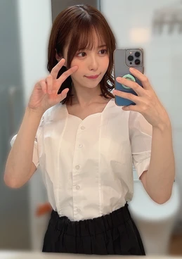 【圧倒的No.1】「日本一かわいい大学●年生」衝撃の”本物”降臨。ピル無し中出し性行為映像。-完全オリジナル-