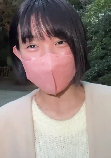 【無修正】初撮り！！１８歳合法J◯まりこちゃん♡ガリ細露理な体におじさん興奮して大量中出し&口内発射！！