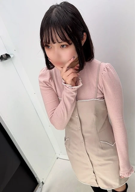 【顔出し】黒髪ボブ〇リっ子ｐ活女子〇生。**にバレないようにこっそり出演。膣奥大量中出し！