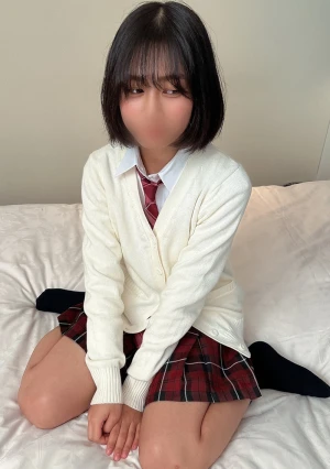 10代家出した女の子。発育中の幼い小麦色の身体が潮吹きイキまくりで痙攣しまくり。大人に騙された哀れな女の子の人生初フェラと生中大量中出し、人生終了。