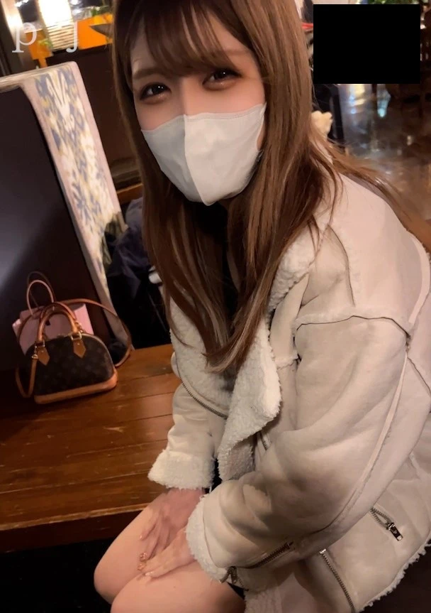 【個撮】20歳ふわふわドM美女なぎちゃん６。 甘々デートで足湯♥マッサージからのえちえち誘惑してくる彼女に我慢できず・・・ハメ撮り大量中出し♥