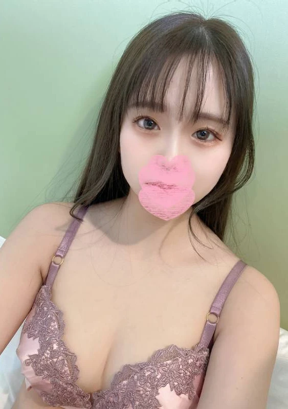 色白で小動物系の子が初めてのハメ撮り。