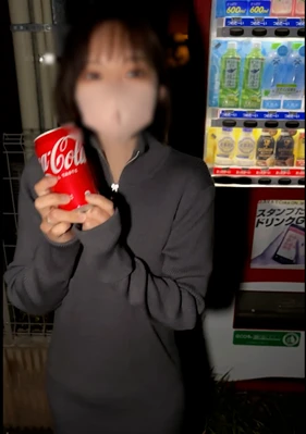 彼氏と喧嘩中、同級生男子の家へ 規制される例のアレを吸わされてキ〇セク堕ち！ デカチンで生ハメされ潮吹きアクメ！ 最後は『中はダメ！』って言ったのに...