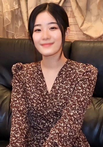 【無】関西〇〇大の学生とのハメ撮り♡お肌すべすべスタイル抜群の優等生にごっくんフェラしてもらってからの中出しハメ撮り♡