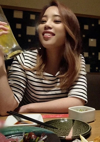 【パリピギャル】モデル級美人の青●学院JD2年生 彼女の友達と浮気ハメ撮り 美尻に打ち込むピストン、引き締まったカラダの敏感洪水ま○こに連続中出し