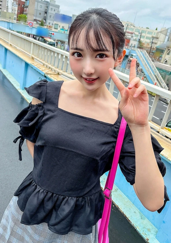 素人女子大生【限定】ひかるちゃん20歳 超が付くほどのカワイイ清楚ガールをガッツリガン攻め！感度抜群の激エロ乳首が一生勃ったまま何度も昇天