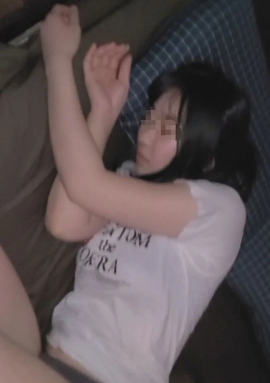 【個人】自宅に軟禁されクレイジー美乳若妻　長時間に軟禁されてストックホルム症○群になり、部下に好意や信頼感情まで抱く